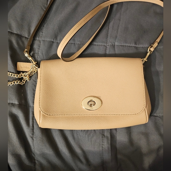 Coach Handbags - Nude‎ coach purse